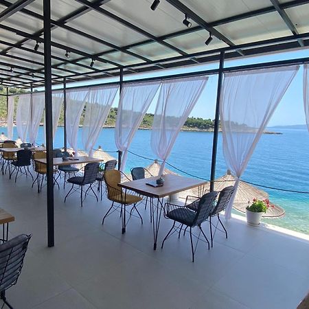 Sea Breeze Villa Sarandë Eksteriør bilde