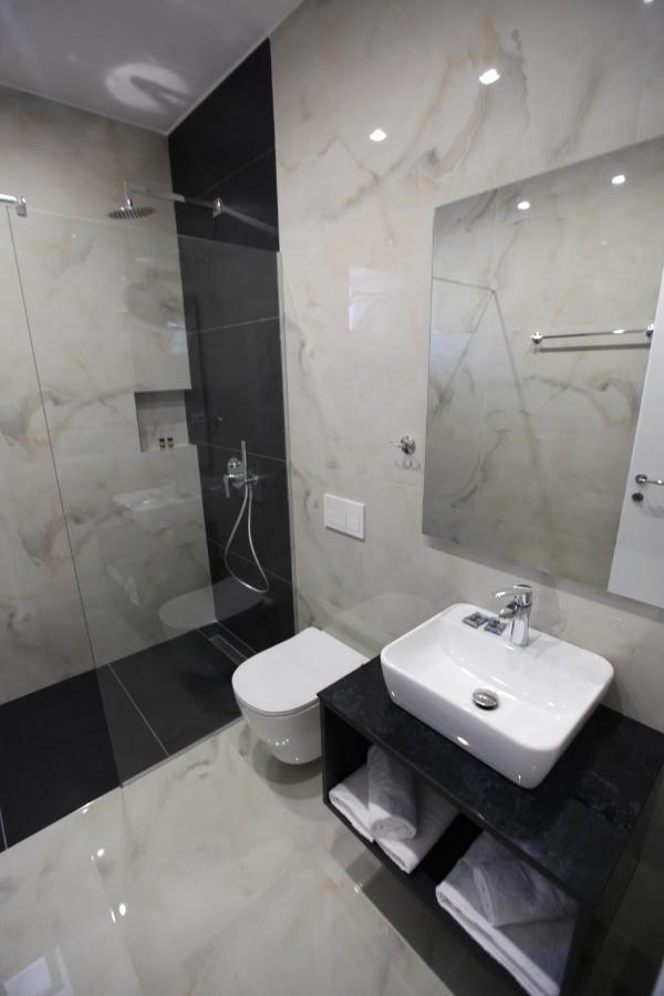 Sea Breeze Villa Sarandë Eksteriør bilde