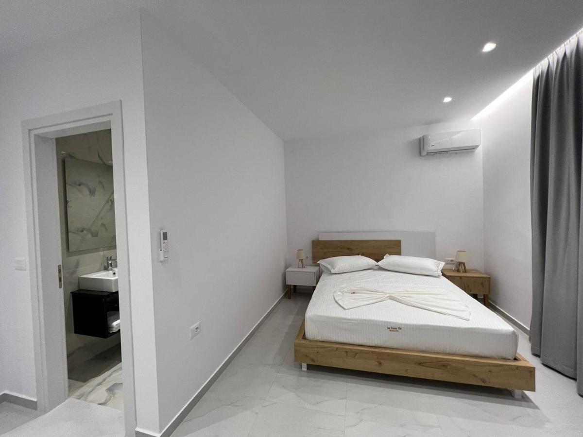 Sea Breeze Villa Sarandë Eksteriør bilde