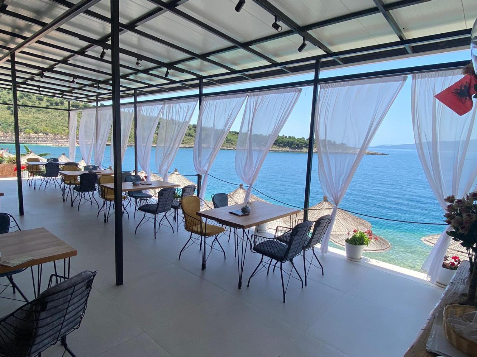 Sea Breeze Villa Sarandë Eksteriør bilde