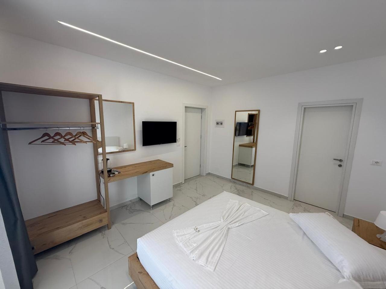 Sea Breeze Villa Sarandë Eksteriør bilde