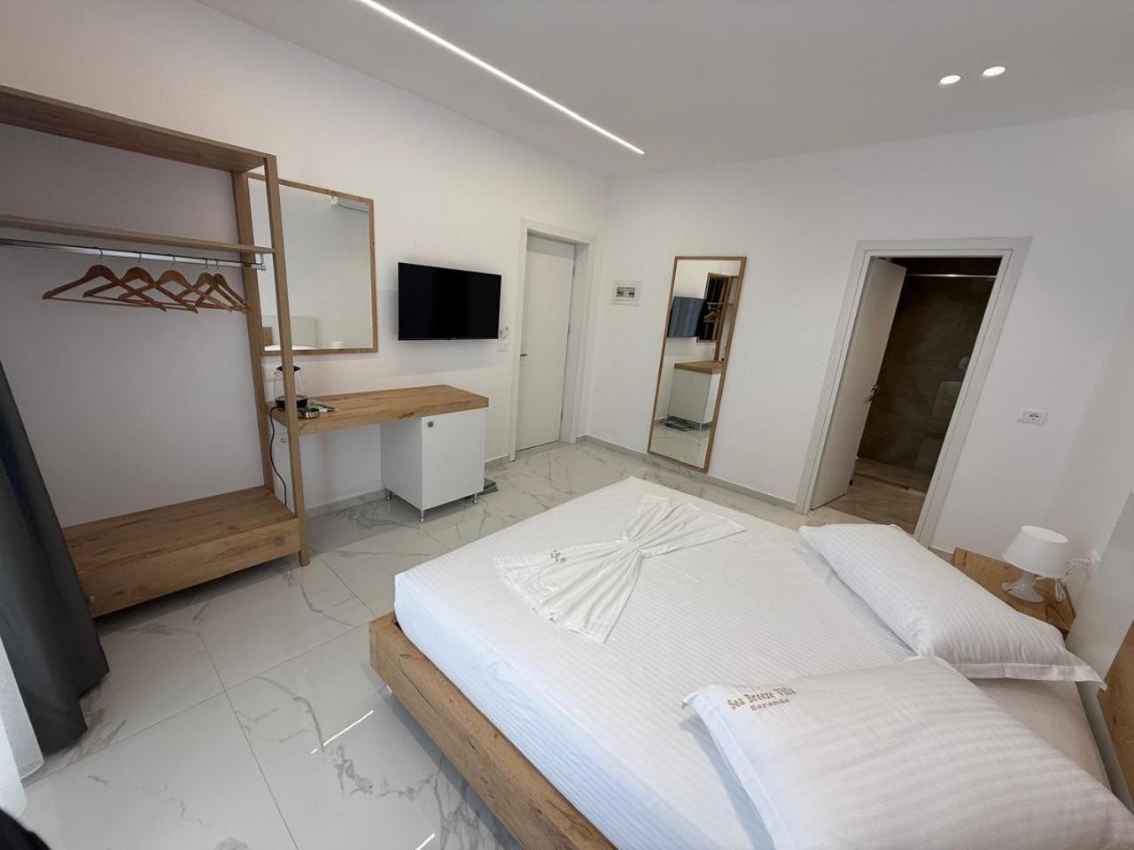 Sea Breeze Villa Sarandë Eksteriør bilde
