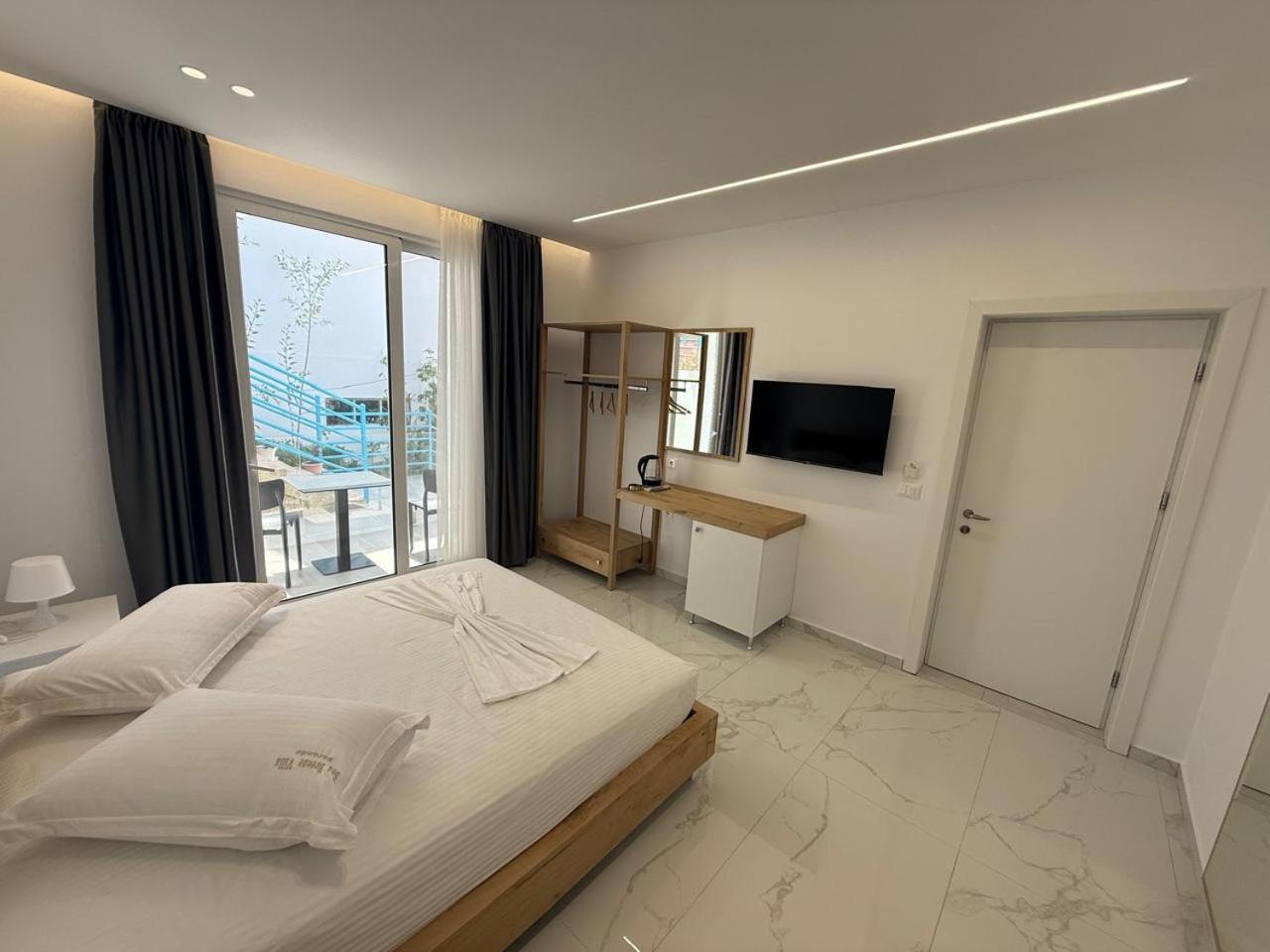 Sea Breeze Villa Sarandë Eksteriør bilde