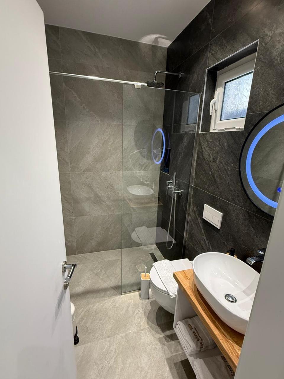 Sea Breeze Villa Sarandë Eksteriør bilde